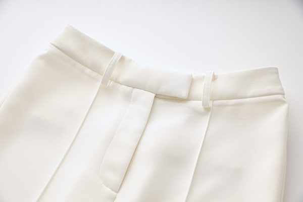 D374 - Image 7