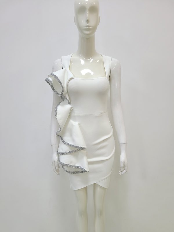 B2028 - Image 2