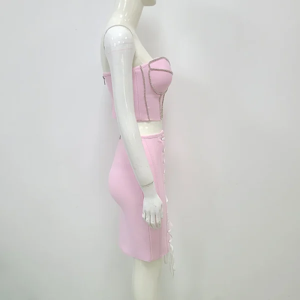 B2053 - Image 4
