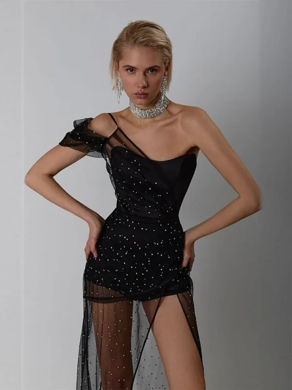 D563 - Image 4