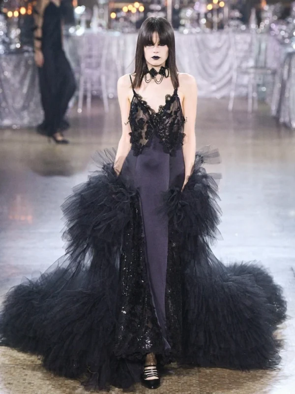 D560 - Image 2