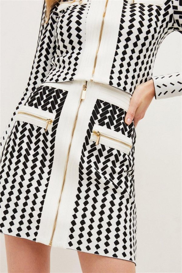 B2125 - Image 4