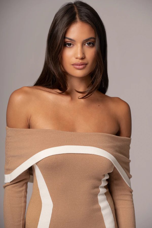 B2199 - Image 3